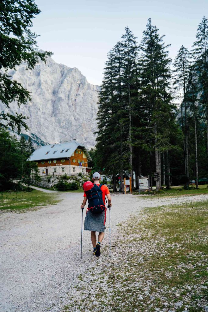 Aljažev Dom 6 Planinsko društvo Dovje - Mojstrana Planinsko društvo Dovje - Mojstrana 3