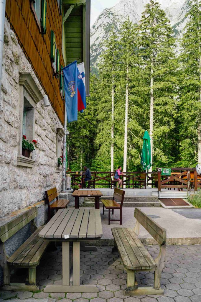 Aljažev Dom 11 Planinsko društvo Dovje - Mojstrana Planinsko društvo Dovje - Mojstrana 8