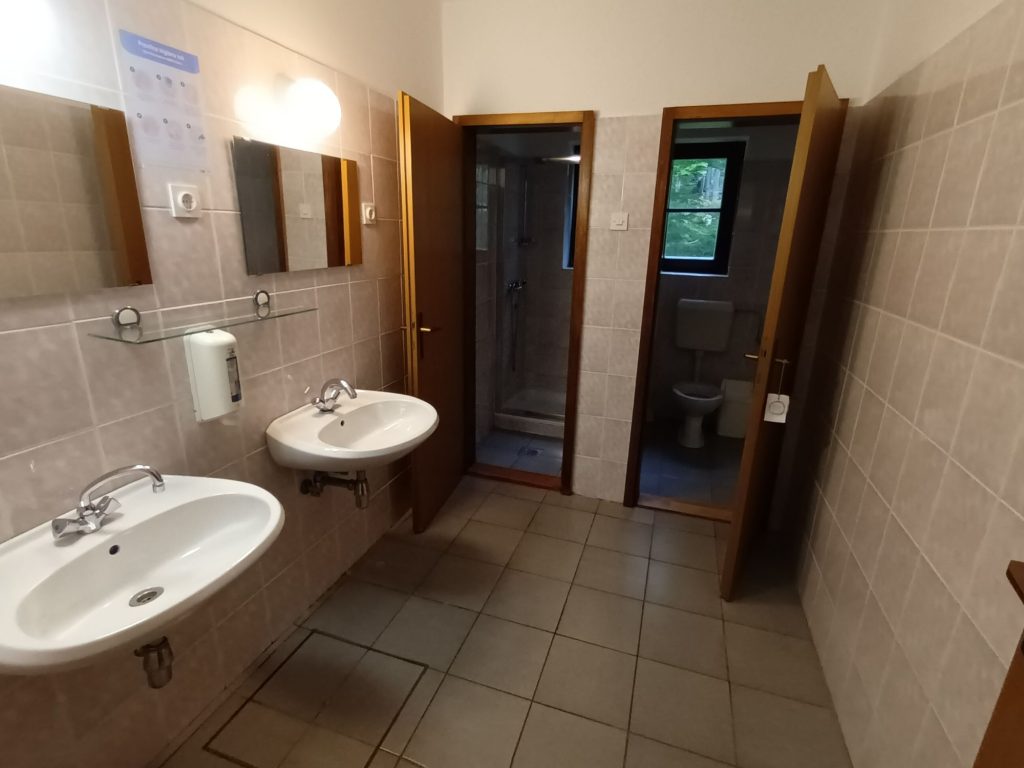 Planinsko društvo Dovje - Mojstrana 16