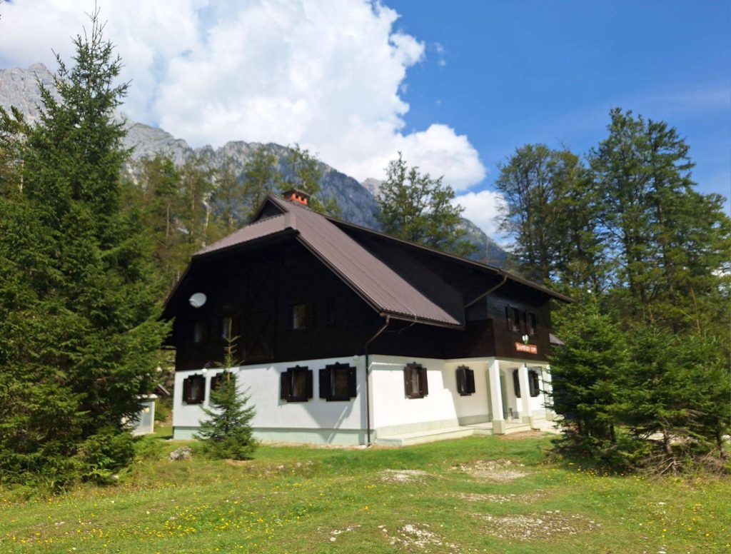 Planinsko društvo Dovje - Mojstrana 3