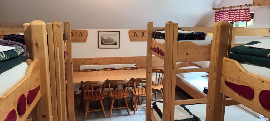 Planinsko društvo Dovje - Mojstrana 6